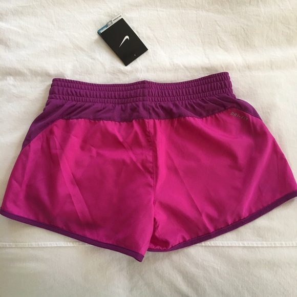 Nike Running Shorts - Picture 4 of 5